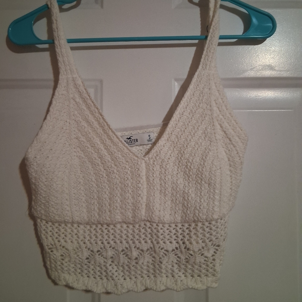 Hollister Cream Knit Crop Top